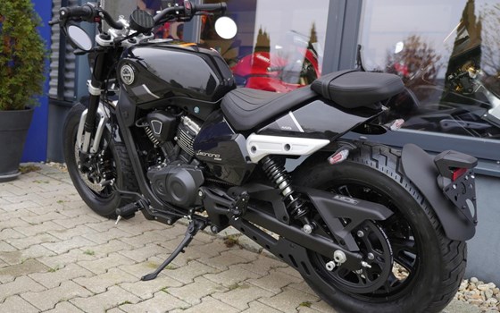 Neufahrzeug Benelli Leoncino Bobber 400 - Bild 6