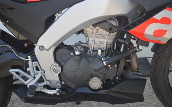 Gebrauchtmotorrad Aprilia Tuono 125 - Bild 4