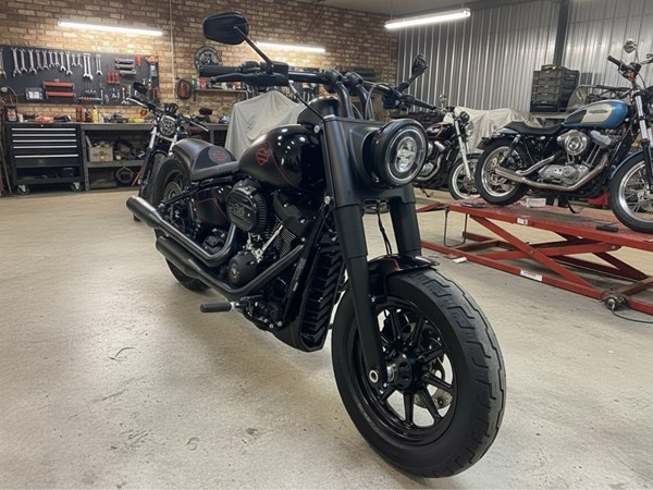 Gebrauchtmotorrad Harley-Davidson Softail Heritage Classic 114 FLHCS