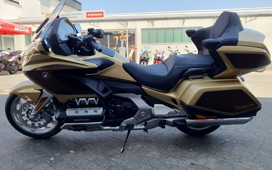 Gebrauchtmotorrad Honda GL 1800 Goldwing Tour DCT - Bild 12