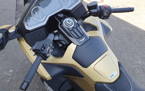 Gebrauchtmotorrad Honda GL 1800 Goldwing Tour DCT - Bild 17