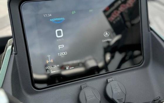 Neufahrzeug CFMOTO CFORCE 1000 Touring Pro - Bild 3