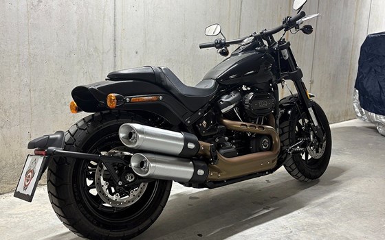 Gebrauchtmotorrad Harley-Davidson Softail Fat Bob 114 FXFBS - Bild 3