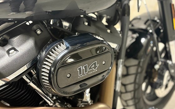 Gebrauchtmotorrad Harley-Davidson Softail Fat Bob 114 FXFBS - Bild 5
