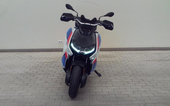 Gebrauchtmotorrad BMW CE 04 - Bild 4