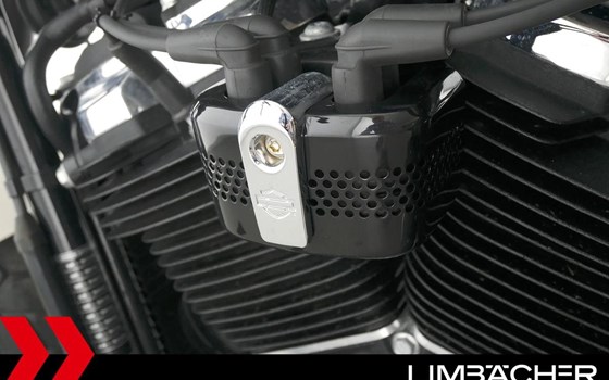 Gebrauchtmotorrad Harley-Davidson Softail Fat Bob 114 FXFBS - Bild 21