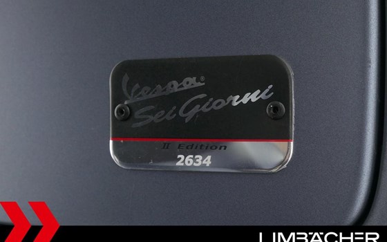 Gebrauchtmotorrad Vespa GTV 300 Special Edition Sei Giorni Euro4 - Bild 15