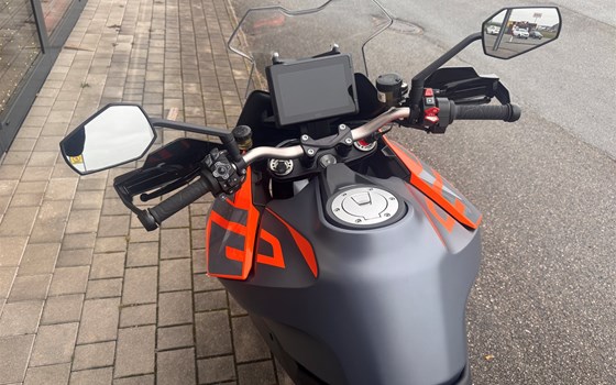 Gebrauchtmotorrad KTM 1290 Super Duke GT - Bild 6