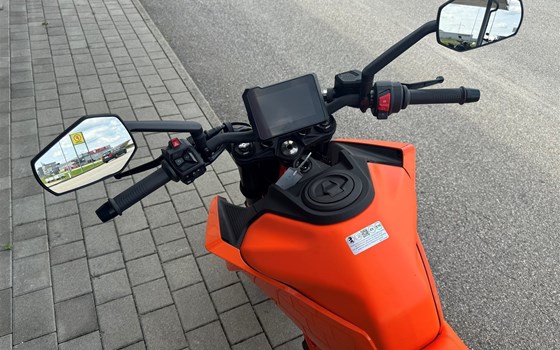 Neufahrzeug KTM 390 Duke - Bild 8