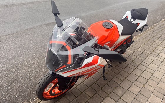 Gebrauchtmotorrad KTM RC 125 - Bild 5
