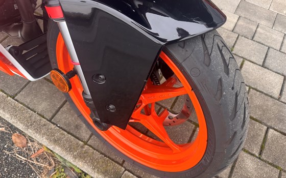 Gebrauchtmotorrad KTM RC 125 - Bild 9