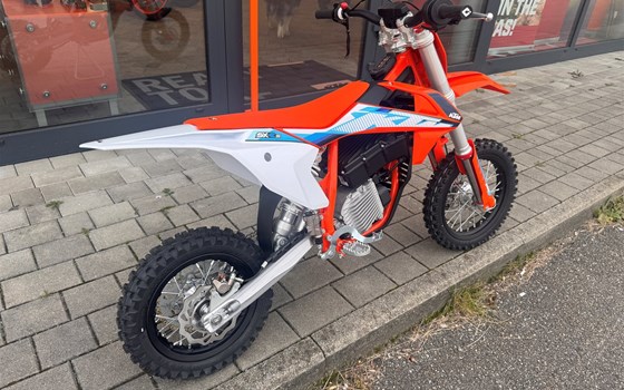 Neufahrzeug KTM SX-E 5 - Bild 3