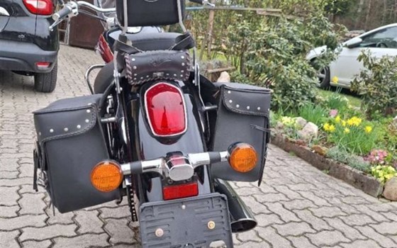 Gebrauchtmotorrad Honda VT 750 Shadow - Bild 3