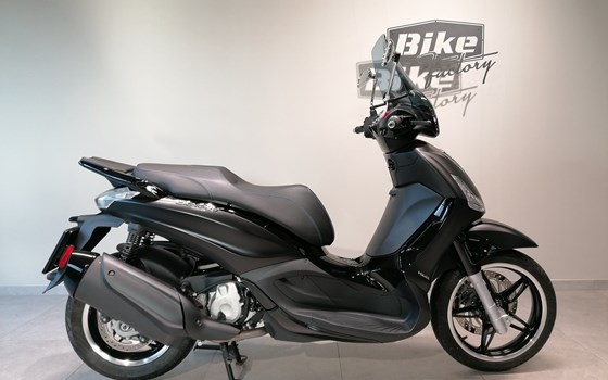 Gebrauchtmotorrad Piaggio Beverly 350ie Police ABS/ASR - Bild 2