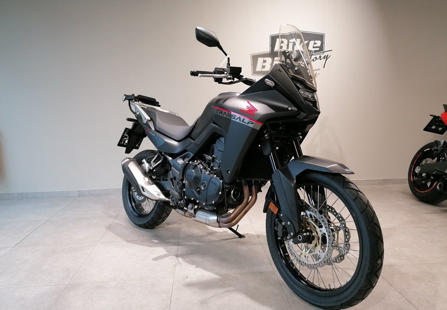 Honda XL750 Transalp (schwarz)