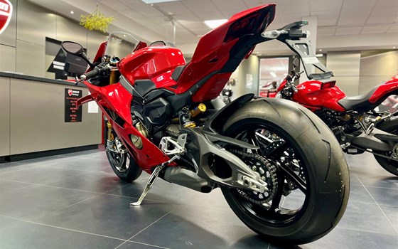 Gebrauchtmotorrad Ducati Panigale V4 S - Bild 5