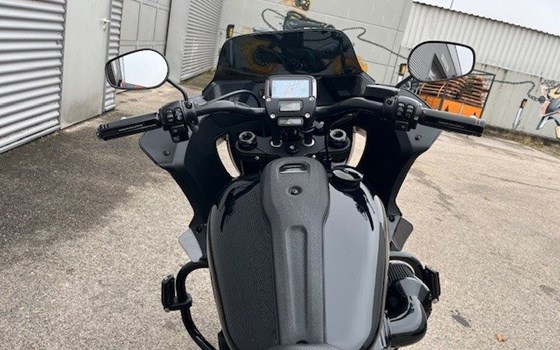 Gebrauchtmotorrad Harley-Davidson Softail Low Rider ST - Bild 12