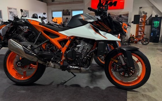 Neufahrzeug KTM 990 Duke R - Bild 1