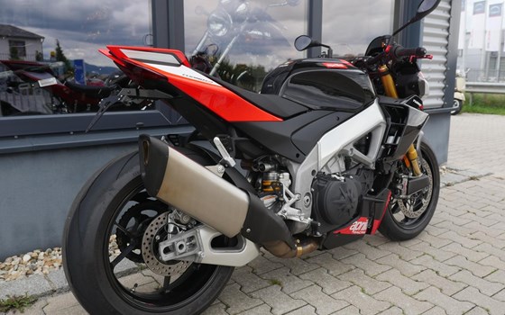 Gebrauchtmotorrad Aprilia Tuono V4 1100 Factory - Bild 4