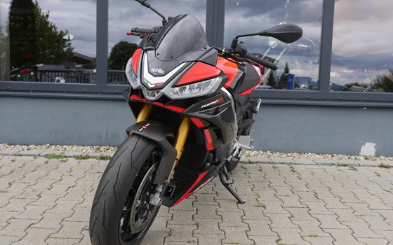 Gebrauchtmotorrad Aprilia Tuono V4 1100 Factory - Bild 7