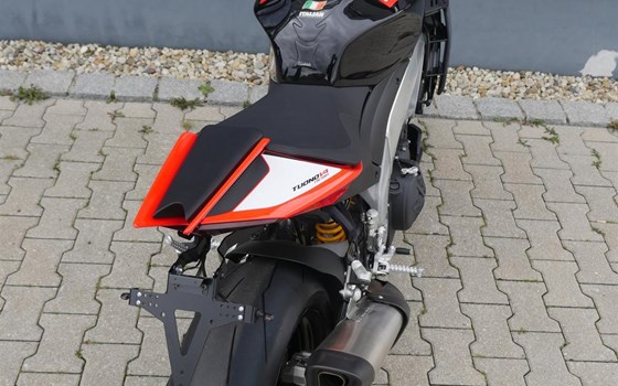 Gebrauchtmotorrad Aprilia Tuono V4 1100 Factory - Bild 8