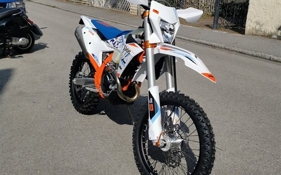 Gebrauchtmotorrad KTM 350 EXC-F SIX DAYS - Bild 6