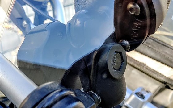 Gebrauchtmotorrad BMW R 1200 R - Bild 3