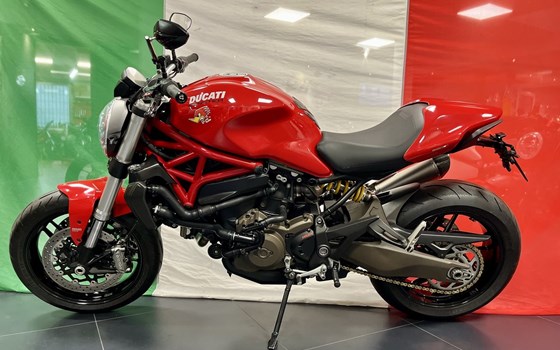 Gebrauchtmotorrad Ducati Monster 821 - Bild 2