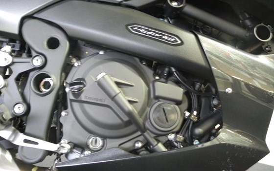 Gebrauchtmotorrad Kawasaki Z7 Hybrid - Bild 7