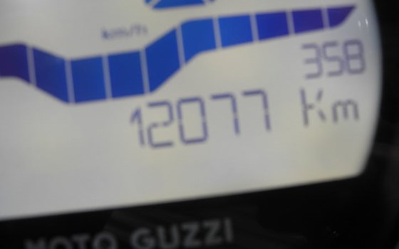Gebrauchtmotorrad Moto Guzzi V7 Stone - Bild 10