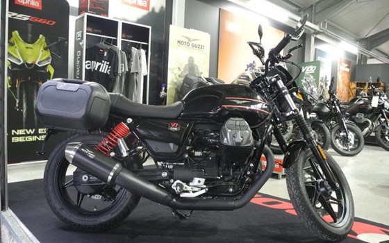 Gebrauchtmotorrad Moto Guzzi V7 Stone - Bild 6