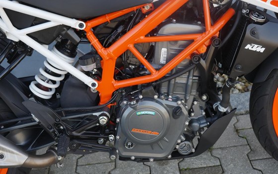 Gebrauchtmotorrad KTM 390 Duke - Bild 11