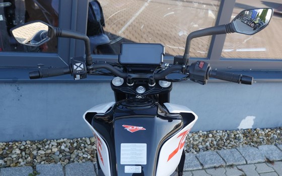 Gebrauchtmotorrad KTM 390 Duke - Bild 9