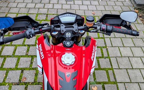 Gebrauchtmotorrad Ducati Hypermotard 939 SP - Bild 12