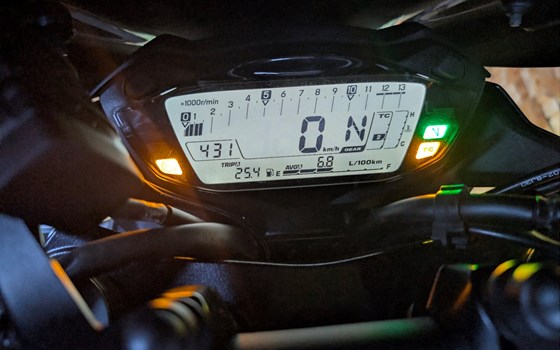 Gebrauchtmotorrad Suzuki GSX-S750 - Bild 6