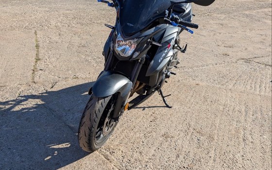 Gebrauchtmotorrad Suzuki GSX-S750 - Bild 2