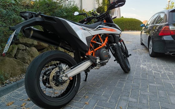 Gebrauchtmotorrad KTM 690 SMC R - Bild 4