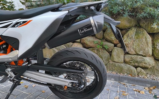 Gebrauchtmotorrad KTM 690 SMC R - Bild 7