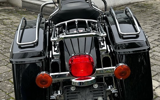 Gebrauchtmotorrad Harley-Davidson Road King Police FLHP - Bild 3
