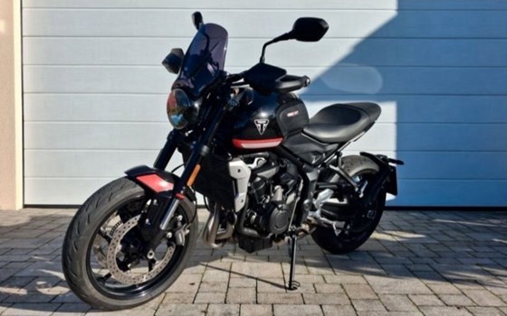 Gebrauchtmotorrad Triumph Trident 660 - Bild 1