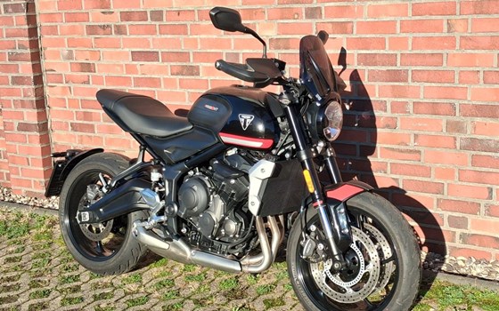 Gebrauchtmotorrad Triumph Trident 660 - Bild 1