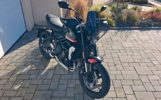 Gebrauchtmotorrad Triumph Trident 660 - Bild 3