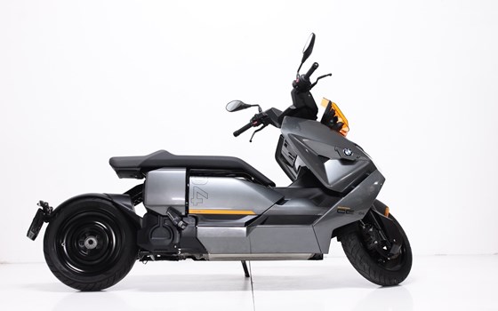 Motorrad Occasion BMW CE 04 - Bild 2