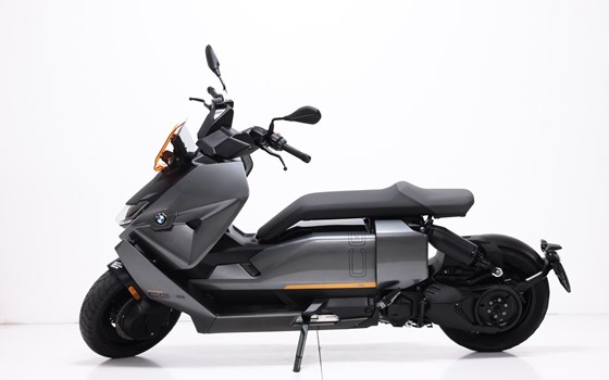 Motorrad Occasion BMW CE 04 - Bild 5