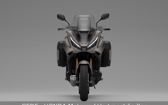 Gebrauchtmotorrad Honda NT1100 DCT Electronic Suspension - Bild 3