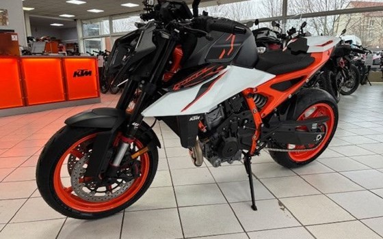 Neufahrzeug KTM 990 Duke R - Bild 4