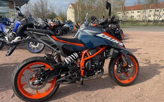 Gebrauchtmotorrad KTM 390 Duke - Bild 1