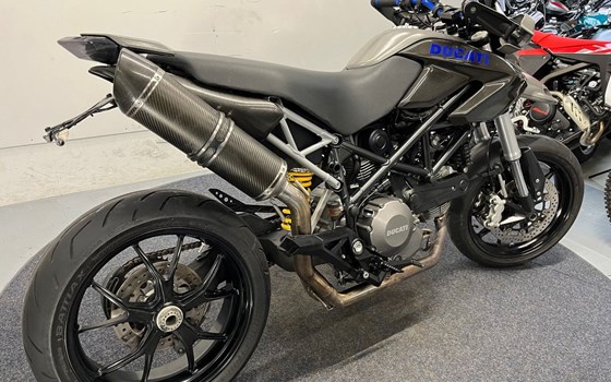 Gebrauchtmotorrad Ducati Hypermotard 796 - Bild 12