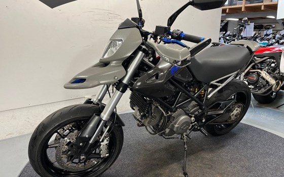 Gebrauchtmotorrad Ducati Hypermotard 796 - Bild 5