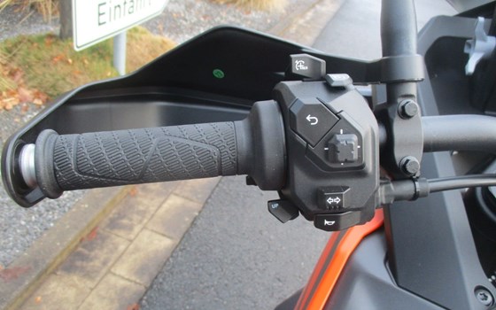 Neufahrzeug KTM 1390 Super Adventure S EVO - Bild 11